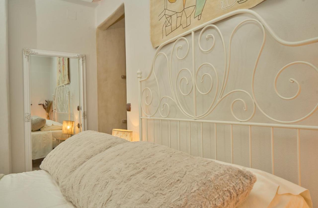 Thalassoxyla Mouressi Mouresi Ngoại thất bức ảnh